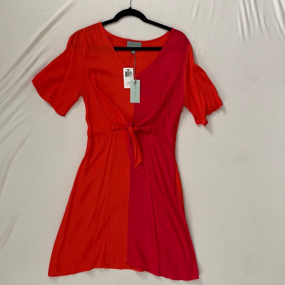 Skies Are Blue brand new with tags size small tie front dress